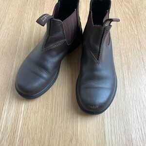 Blundstone Kid’s Brown Leather Boots